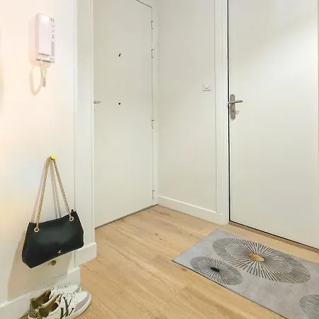 4 Guests Promenade Des Διαμέρισμα *