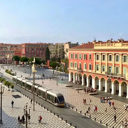 4 Guests Promenade Des Νίκαια